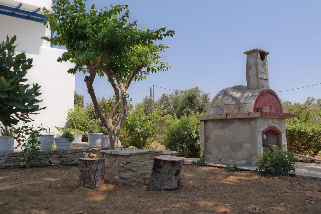 Maroussa Studios Agia Anna  Exterior foto